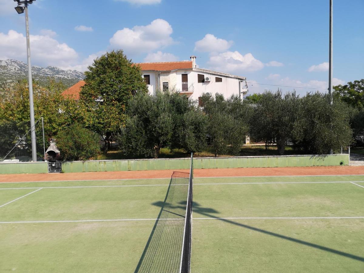 Villa Nina Seline Exterior photo